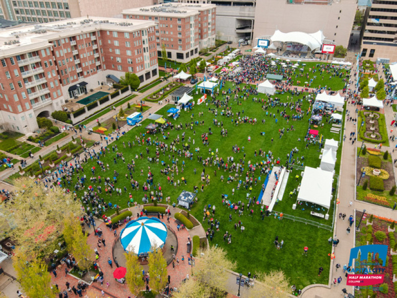 Capital City runners taking a group photo